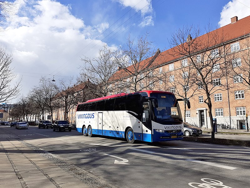 File:Rail substitute buses on Strandboulevarden 09.jpg