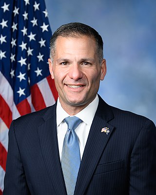 <span class="mw-page-title-main">Marc Molinaro</span> American politician (born 1975)