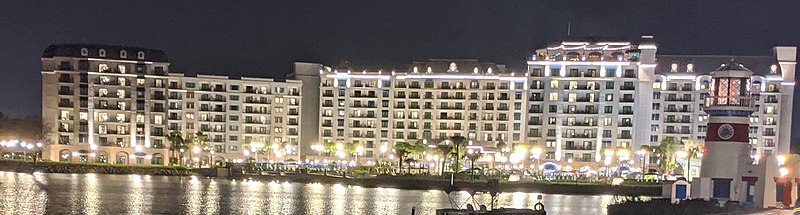 File:Riviera at Night (49560224208) (cropped).jpg