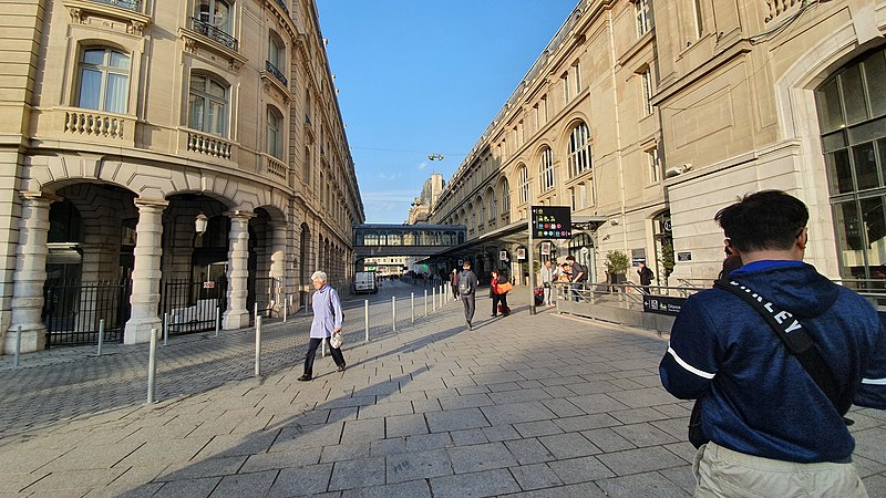 File:Rue Intérieure.jpg