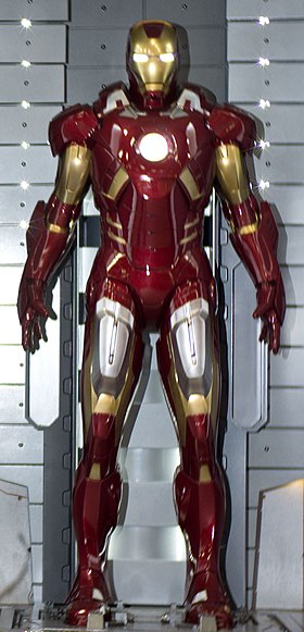 Cosplay de l'une des armures d'Iron Man.