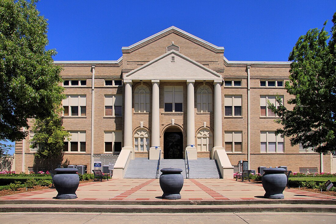 San Jacinto County Courthouse