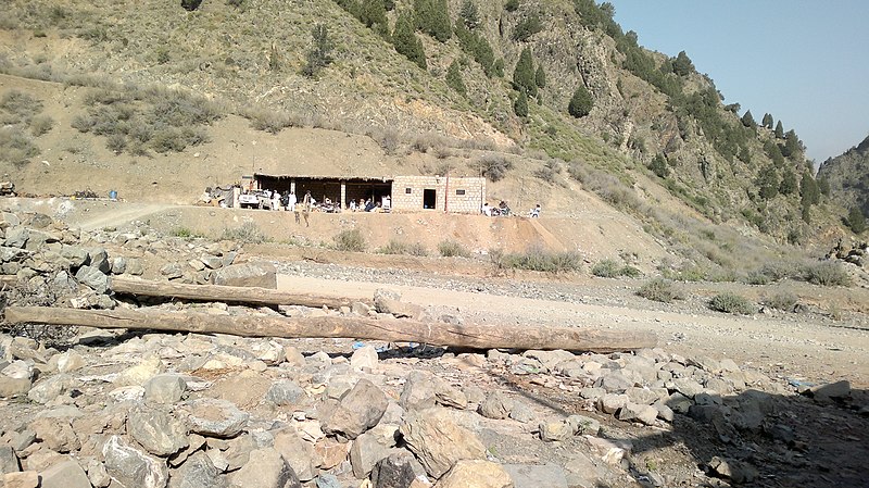 File:Shawal North waziristan Jamal Hotal 4 - panoramio.jpg