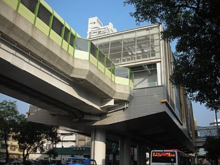 <span class="mw-page-title-main">Sihwei Elementary School metro station</span> Metro station in Taichung, Taiwan