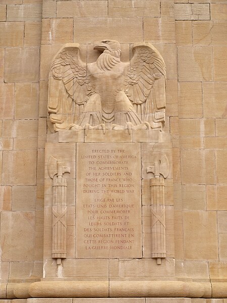 File:Sommepy-Tahure-FR-51-mémorial américain-02.JPG