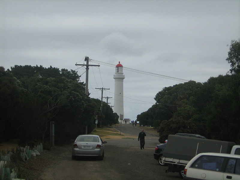 File:Split Point Lighthouse, Vic.JPG