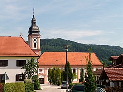 St. Martin Neukirchen.JPG