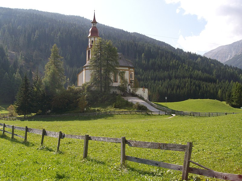 File:St. Nikolaus (Obernberg) 01.JPG