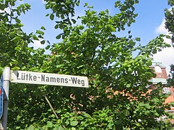 Straßenschild Lütke-Namens-Weg beim Alten Gymnasium, Flensburg, weiteres Bild.JPG