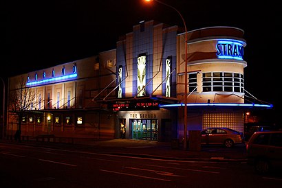 How to get to Strand Cinema with public transport- About the place