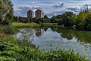 English: Svislač river near Sierabranka microdistrict. Minsk, Belarus Беларуская: Рака Свіслач каля мікрараёна Серабранка. Мінск, Беларусь Русский: Река Свислочь возле микрорайона Серебрянка. Минск, Беларусь