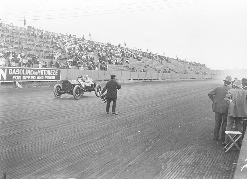 File:TF Barsby July 05 1915 Tacoma Speedway Borland G511102.jpg