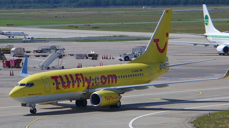 File:TUIfly Boeing 73G.jpg