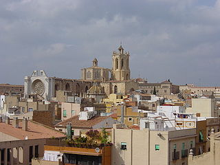 Vista general de la catedral de Santa María de Tarragona.