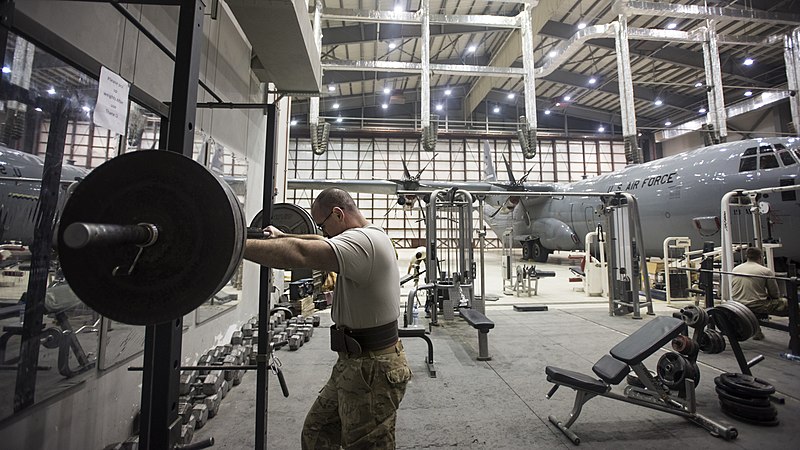 File:Tech. Sgt. Jason Caswell prepares to lift weights (32044655660).jpg