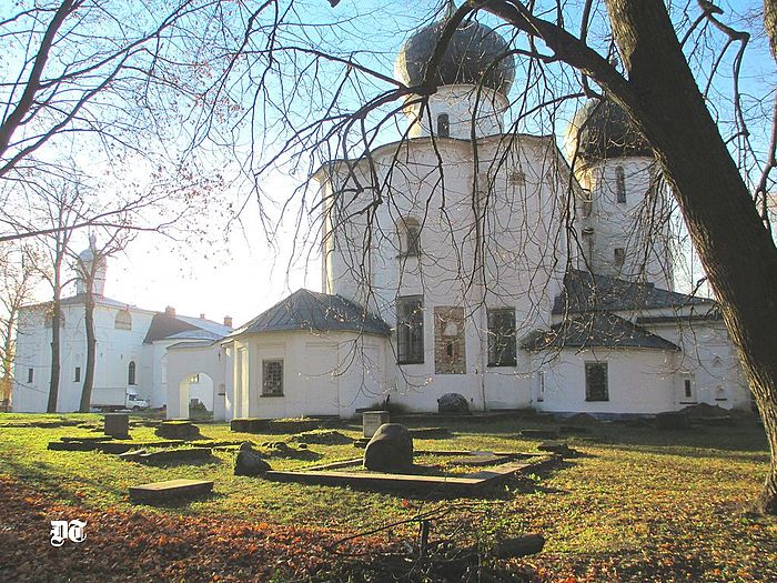 Антониев монастырь. Антониев монастырь Великий Новгород. Антониев монастырь.1117. Церковь Антониева монастыря. Собор Рождества Пресвятой Богородицы Антониева монастыря Новгород.