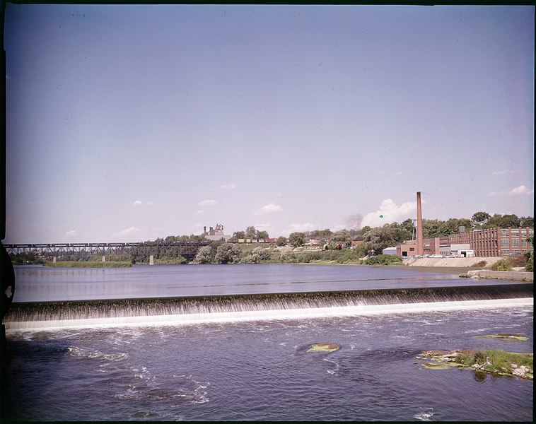 File:The Grand River (I0005703).tif