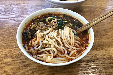 Small pot rice noodles, a common breakfast for Kunming locals