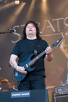 Tolkki performing with Stratovarius in 2007