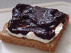 Toast with quark and schmootsch