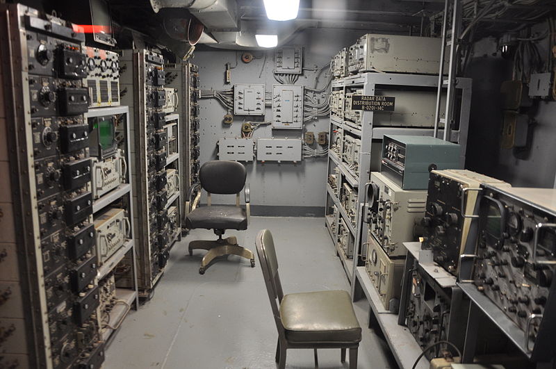 File:USS Intrepid - Radar data distribution room (7181701440).jpg