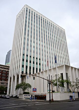 <span class="mw-page-title-main">Union Bank Tower</span> Skyscraper in Portland, Oregon