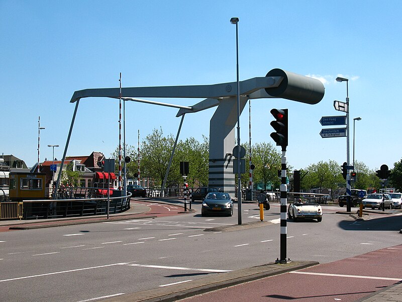 File:Verfrollerbrug in Haarlem 001.jpg