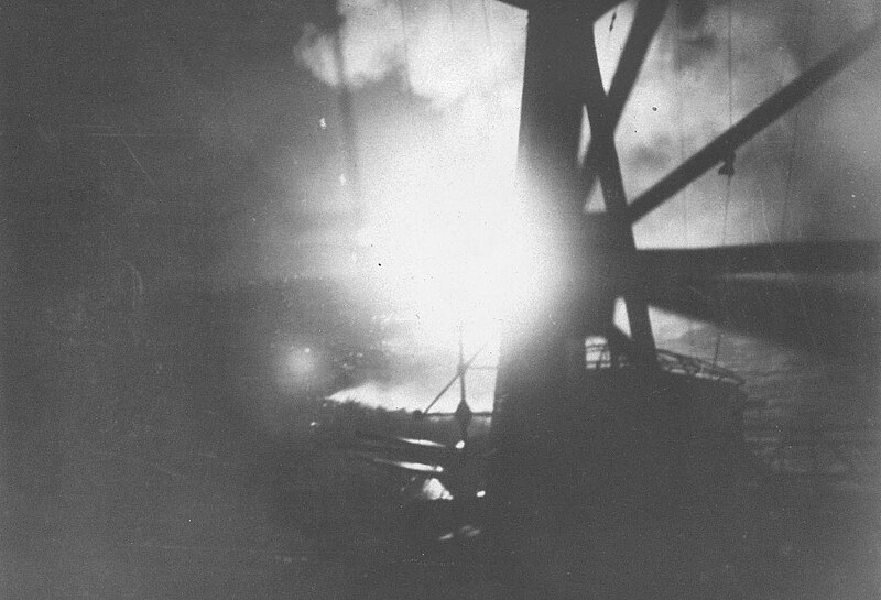 File:View from the Japanese cruiser Chokai during the Battle of Savo Island on 9 August 1942.jpg