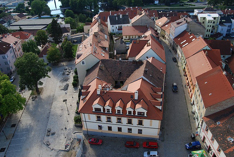 File:View to Drlíčov Street, Písek.JPG