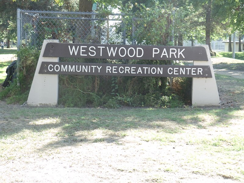 File:Westwood Park Community Recreation Center.JPG