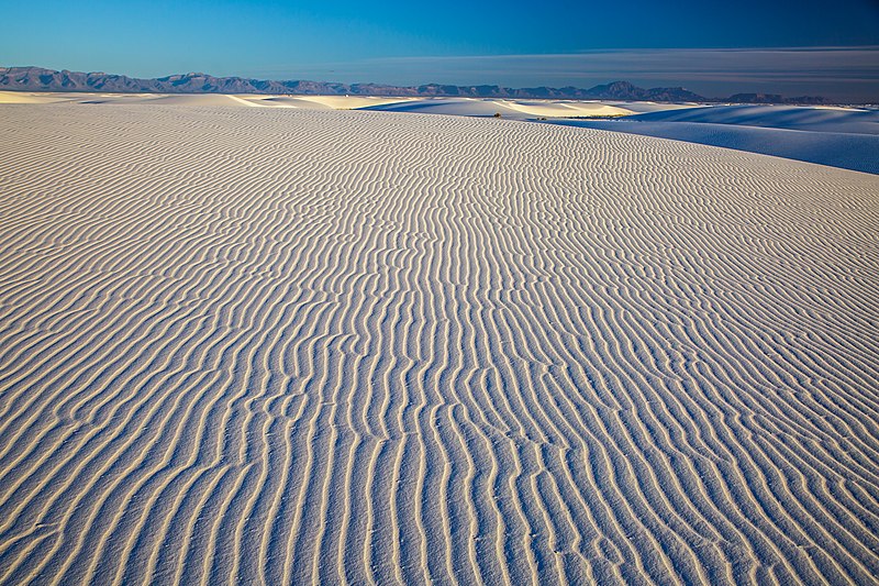 File:White Sands National Monument - New Mexico - dawn in the desert - (17478386034).jpg