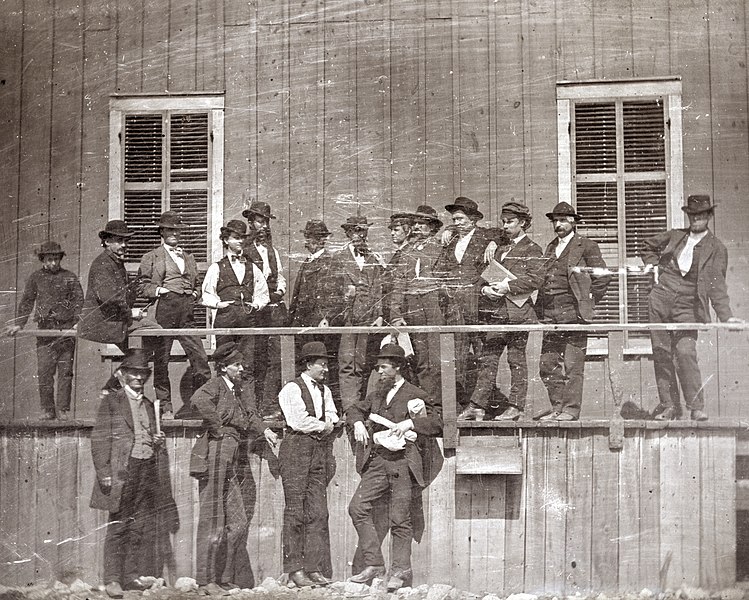 File:White men pose, 104 Locust Street, St. Louis, Missouri in 1852 at Lynch's Slave Market - (cropped).jpg