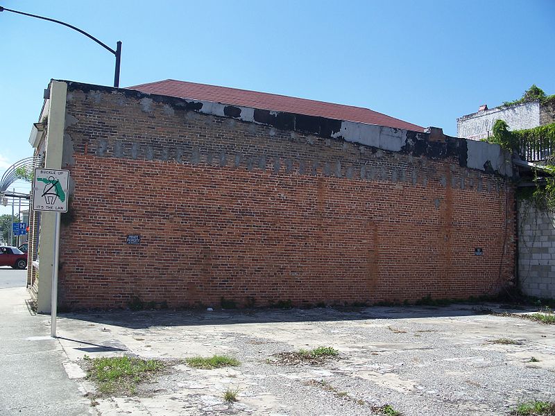 File:Williston Old Citizens Bank back02.jpg