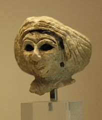 Tête de femme coiffée d'un turban