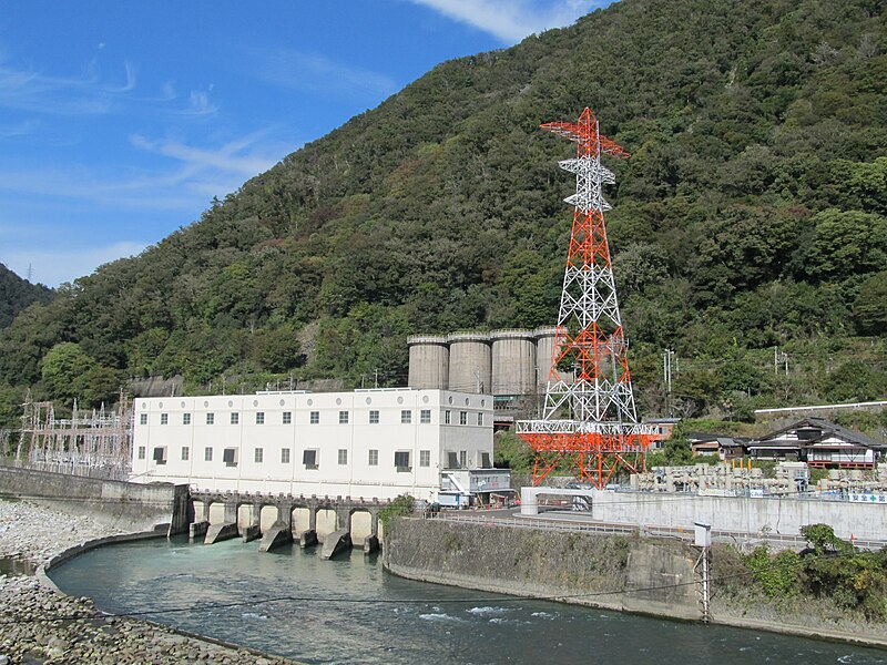 File:Yasuoka Hydraulic power plant.jpg