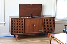Zenith radiogram console stereo, circa 1960. Zenith phonograph (radiogram), around 1960.jpg