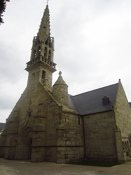 File:Église Saint-Gilles à Plonéis, Finistère 02.JPG