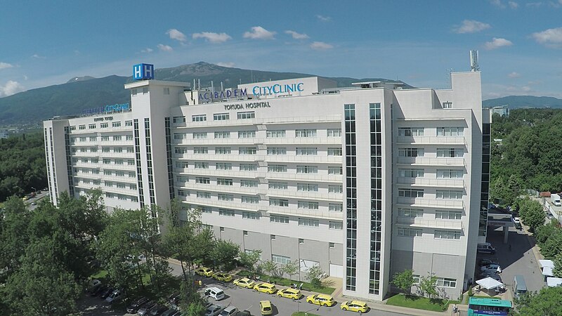 File:Аджибадем Сити Клиник Болница Токуда панорама.jpg