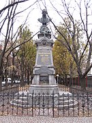 Monumento a Ivan Kotliarevski.
