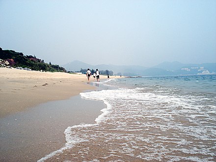 Jinshawan Beach