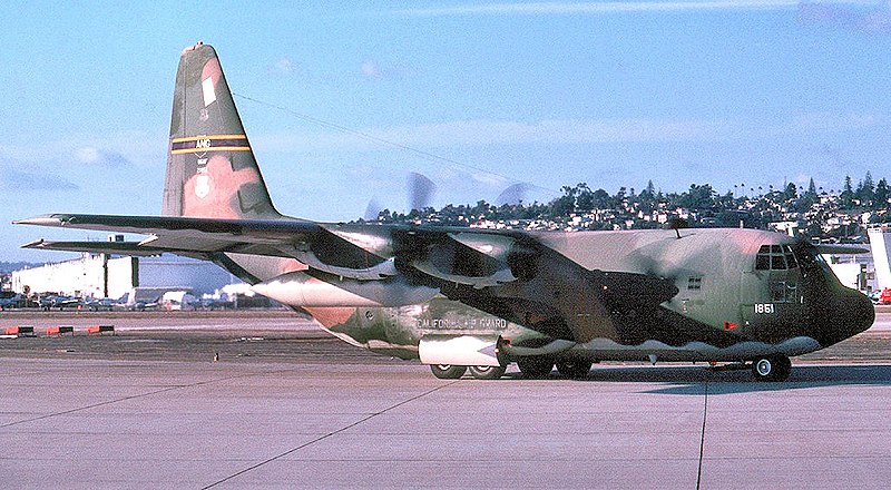 File:115th Tactical Airlift Squadron - Lockheed C-130E-LM Hercules 62-1851.jpg