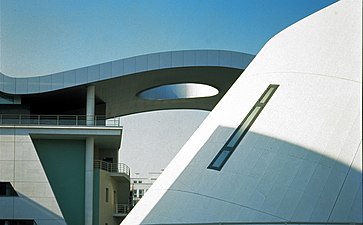 1984-1995 : Cité de la musique, Paris 19e (Prix de l'Équerre d'argent), France (© Nicolas Borel).