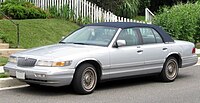 Mercury Grand Marquis mit Vinyldach