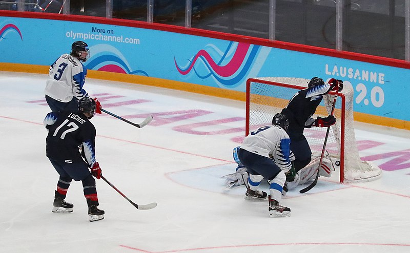 File:2020-01-18 Ice hockey at the 2020 Winter Youth Olympics – Men's tournament – Preliminary round – USA vs. Finland (Martin Rulsch) 222.jpg