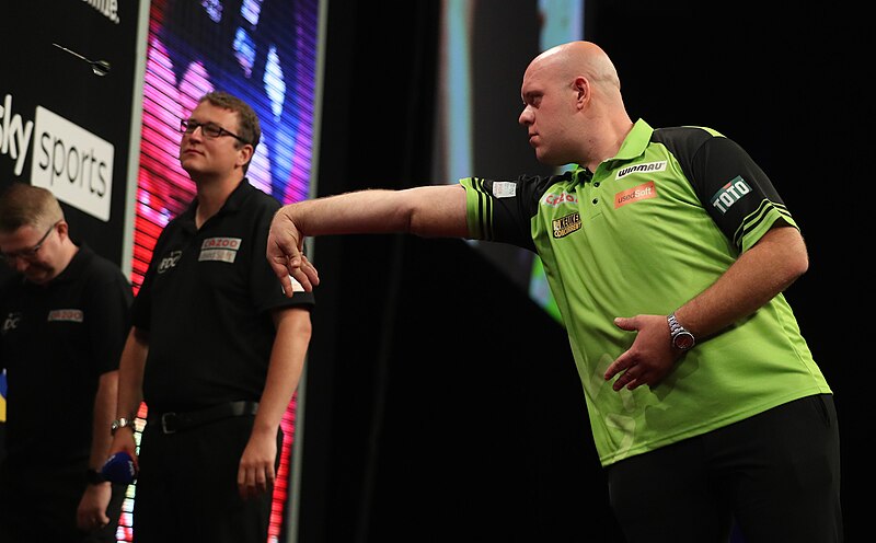 File:2022-06-13 Play-offs (2022 Premier League Darts) by Sandro Halank–071.jpg