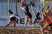 Deutsch: Beachhandball Weltmeisterschaften 2022; Tag 5: 25. Juli 2022 – Frauen, Halbfinale, Deutschland-Niederlande 2:0 (18:10, 25:16) English: 2022 Beach handball World Championships; Day 5: 25 July – Women Semifinal – Germany-Netherlands 2:0 (18:10, 25:16)