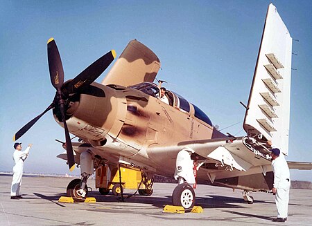 Tập_tin:A-1E_with_wings_folded.jpg