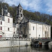 Abbaye Saint-Pierre de Brantôme 2016 n02.jpg