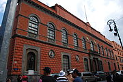 Academia de San Carlos esquina de Calle de Moneda y Academia.JPG