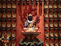 Acala ĉe Buddha Tooth Relic Temple kaj Museum.JPG